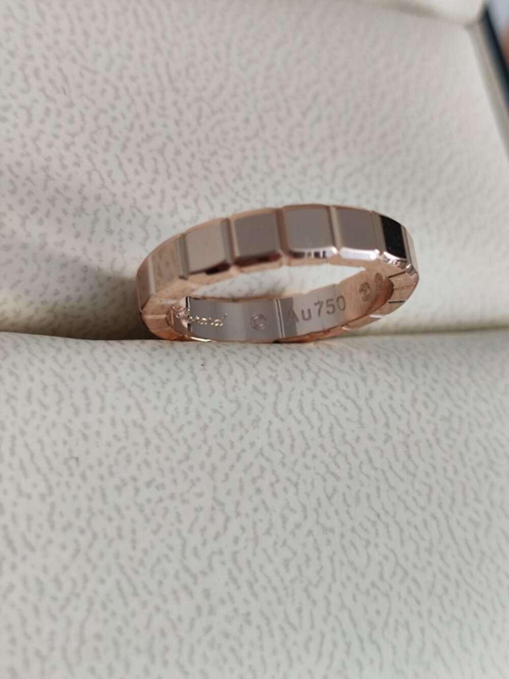 Chopard Ice Cube 18K Rose Gold Ring - Picture 5 of 8